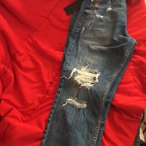 Silver Jeans Co. east end Distressed Jeans